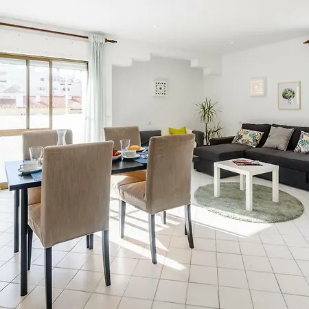 Casas Barulho Old Town